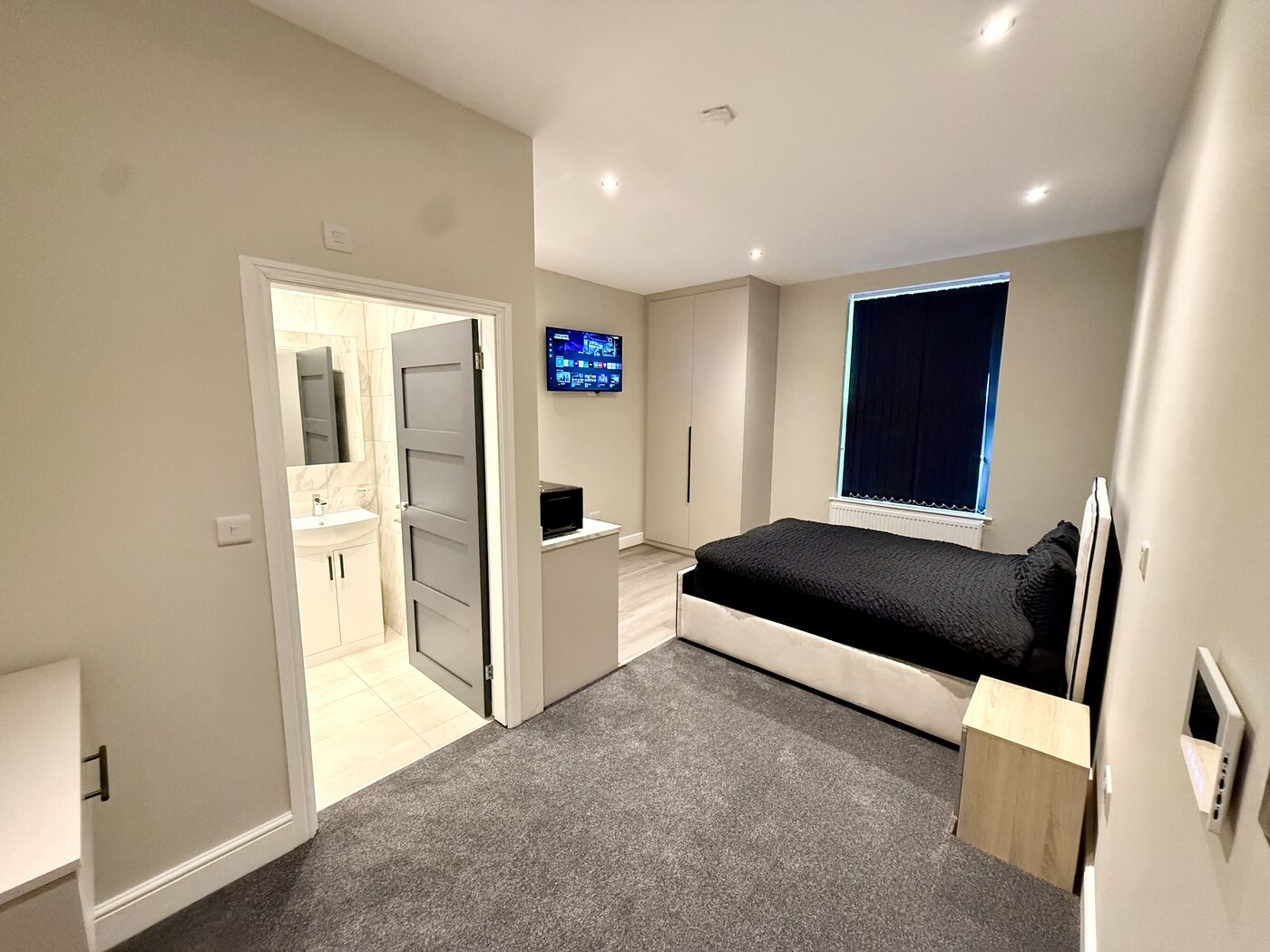 A studio room at Fondcare with its own en-suite